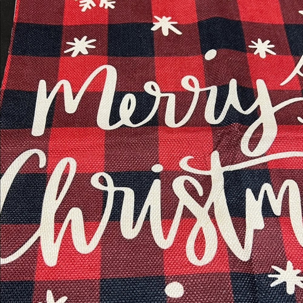 “Merry Christmas” Festive Gingham Holiday Pillow Case - Picture 5 of 7